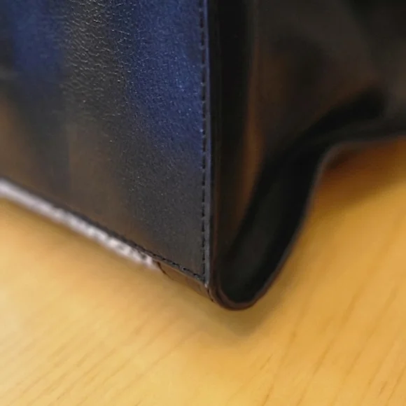 Fossil Black and White Satchel - Picture 8 of 16